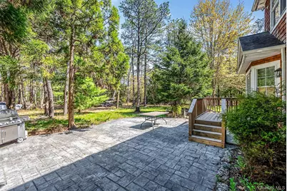 41 N Cozine Road, Manorville, NY 11949 - Photo 8