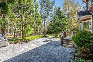 41 N Cozine Rd, Manorville, NY 11949 - Photo 8