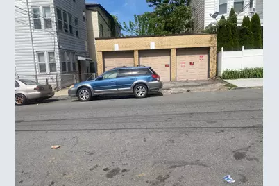 173 Elm Street, Yonkers, NY 10701 - Photo 2