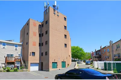 6236 59th Drive #B2, Maspeth, NY 11378 - Photo 12