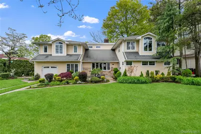565 Mohawk Road, West Hempstead, NY 11552 - Photo 1