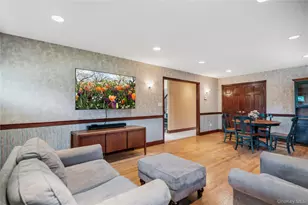 565 Mohawk Rd, West Hempstead, NY 11552 - Photo 24