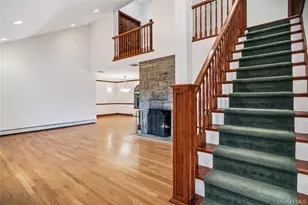565 Mohawk Rd, West Hempstead, NY 11552 - Photo 8