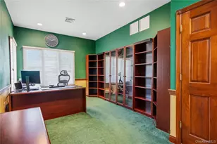 565 Mohawk Rd, West Hempstead, NY 11552 - Photo 14
