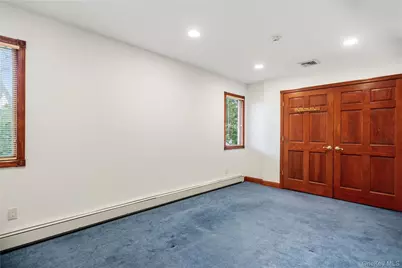 565 Mohawk Road, West Hempstead, NY 11552 - Photo 26