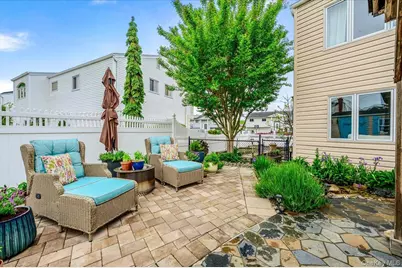 3683 Illona Lane, Oceanside, NY 11572 - Photo 18