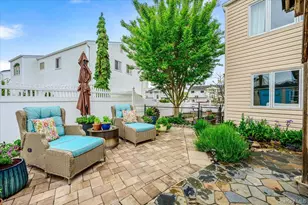 3683 Illona Ln, Oceanside, NY 11572 - Photo 18