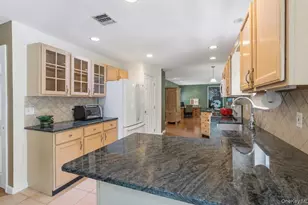 14 Long House Way, Commack, NY 11725 - Photo 12
