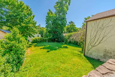 20 Hillside Avenue, Huntington, NY 11743 - Photo 4