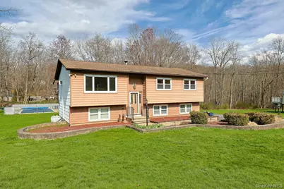 70 Bayberry Drive, Monroe, NY 10950 - Photo 2