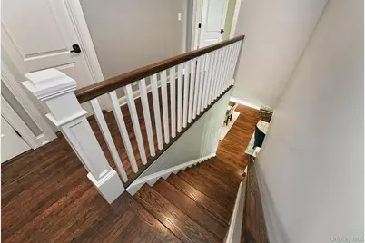 56 Otsego Avenue, Dix Hills, NY 11746 - Photo 32