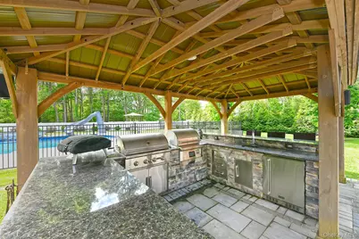 56 Otsego Avenue, Dix Hills, NY 11746 - Photo 38