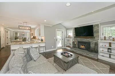 56 Otsego Avenue, Dix Hills, NY 11746 - Photo 14