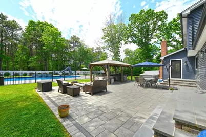 56 Otsego Avenue, Dix Hills, NY 11746 - Photo 36