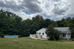 8 Trillium Rd, Pleasant Valley, NY 12569 - Photo 24