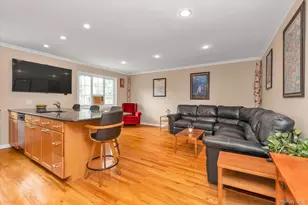 441 W Main St, Huntington, NY 11743 - Photo 4