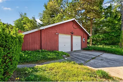 660 Washington Avenue, Plainview, NY 11803 - Photo 10