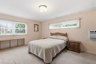 75 Stratford Ave, Garden City, NY 11530 - Photo 14