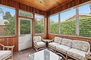 75 Stratford Ave, Garden City, NY 11530 - Photo 24