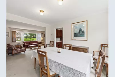 75 Stratford Avenue, Garden City, NY 11530 - Photo 8
