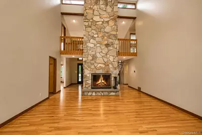 5 Buroak Drive, Hopewell Junction, NY 12533 - Photo 8