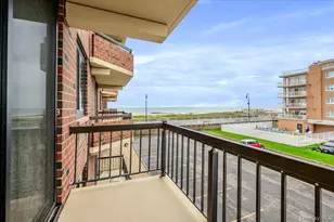 750 W Broadway, Long Beach, NY 11561 - Photo 16