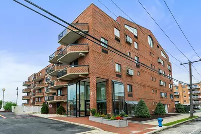750 W Broadway #3M, Long Beach, NY 11561 - Photo 1