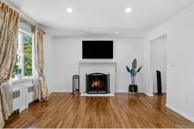 44 Kent Road, White Plains, NY 10603 - Photo 12