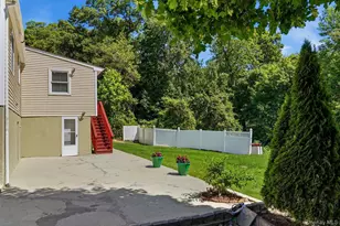 44 Kent Rd, White Plains, NY 10603 - Photo 26