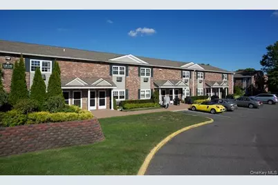 82 Easy Street #82E, Sayville, NY 11782 - Photo 1