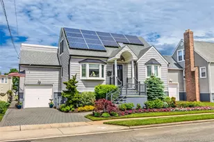 650 S 9th St, Lindenhurst, NY 11757 - Photo 2