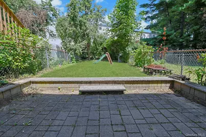 12 Farley Drive, West Haverstraw, NY 10993 - Photo 2