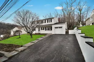 9 Valley View Dr, Yonkers, NY 10710 - Photo 6