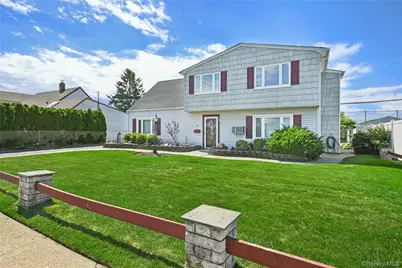 16 Sycamore Lane, Levittown, NY 11756 - Photo 24