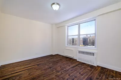 2550 Olinville Avenue #6K, Bronx, NY 10467 - Photo 12
