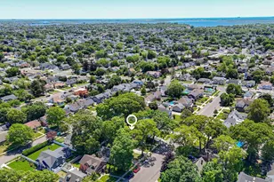 2595 Yorktown St, Oceanside, NY 11572 - Photo 38