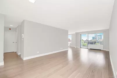 3333 Henry Hudson Parkway #8B, Bronx, NY 10463 - Photo 1
