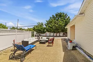 3093 Royal Ave, Oceanside, NY 11572 - Photo 18