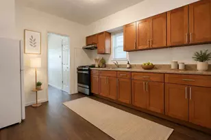 22 Ford St, Glen Cove, NY 11542 - Photo 2