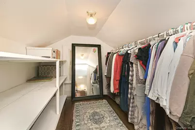 2478 S Saint Marks Avenue, Bellmore, NY 11710 - Photo 20