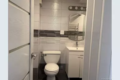 135-08 82nd Avenue #304, Briarwood, NY 11435 - Photo 6