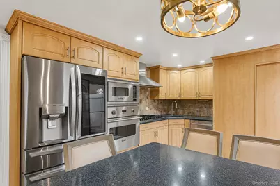 2059 33rd Street, Astoria, NY 11105 - Photo 6