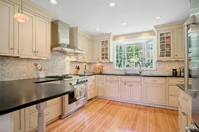 11 Sarven Court, Tarrytown, NY 10591 - Photo 10