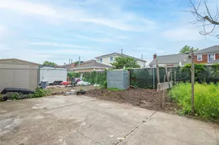 135-34 127th St, Ozone Park, NY 11420 - Photo 22