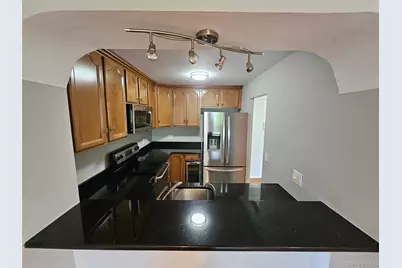 89 N Broadway #221, White Plains, NY 10603 - Photo 12