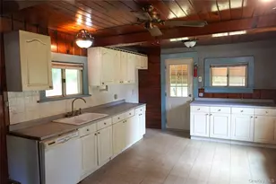421 Stormville Mountain Rd, Stormville, NY 12582 - Photo 8