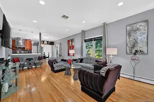 208 Oakland Ave, Monroe, NY 10950 - Photo 16