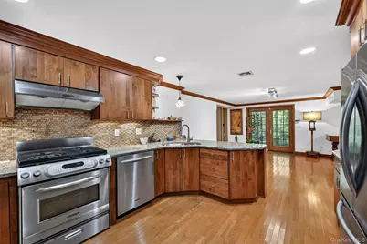 208 Oakland Avenue, Monroe, NY 10950 - Photo 34