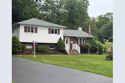 6 Beech Street, Nanuet, NY 10954 - Photo 2