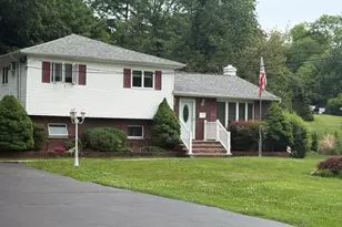 6 Beech St, Nanuet, NY 10954 - Photo 2